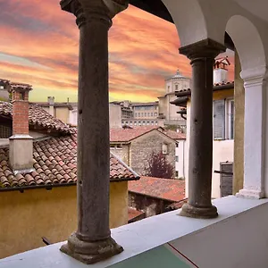 https://pura-vida-citta-alta.italymilanhotels.net